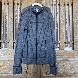 IVIVVA LULULEMON GRAY FULL ZIP SWEATSHIRT 12 GIRLS